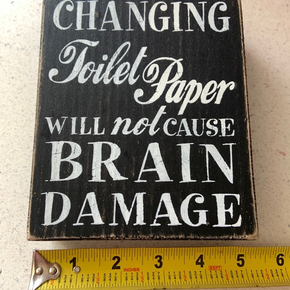 Changing Toilet Paper Won’t Cause Brain Damage - Picture 3 of 9